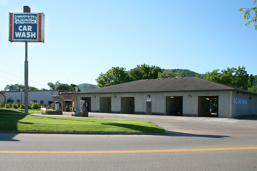 EZ Carwash Winona about us picture